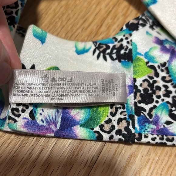 Victoria's Secret Lined Demi Bra Animal Print Push Up with Rhinestones - Picture 5 of 7